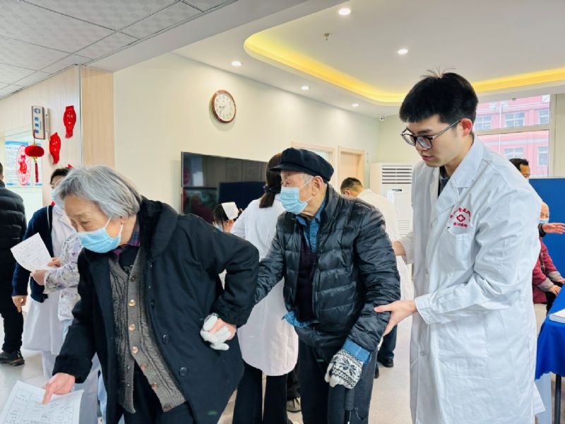 春寒里的溫暖---記人生第一次養(yǎng)老院義診